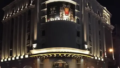 台中海派七店青海南街夜間建築外觀
