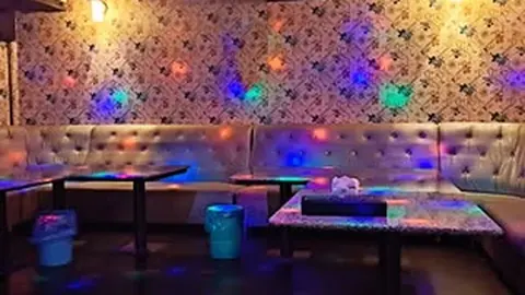 雪在燒KTV｜台中300店店家資訊｜台中場地資料