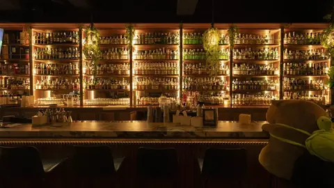 AMAzing Bar｜台中酒吧店家資訊｜台中場地資料