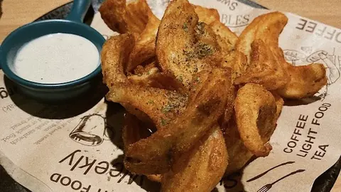 到港HAVEN 餐酒館｜台中酒吧店家資訊｜台中場地資料