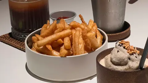 LEFT 左派：華美街LEFT成熟餐酒與晚餐後續攤店家文章代表圖