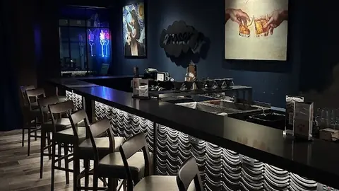 Ruler Bar｜台中酒吧店家資訊｜台中場地資料