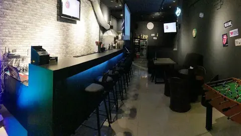 隨便吧 音樂餐廳｜台中酒吧店家資訊｜台中場地資料